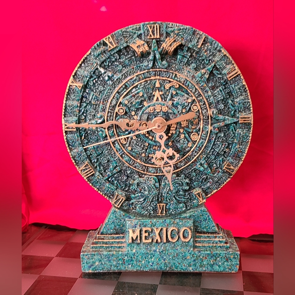 Vintage Carved Turquoise Aztec Mayan Table Desk Clock